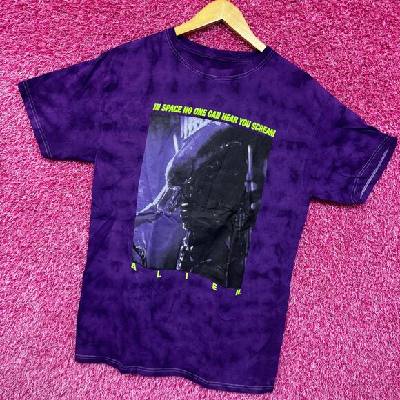 Alien Xenomorph Space No One Can Hear You Scream Tie Dye M - Picture 3 of 4